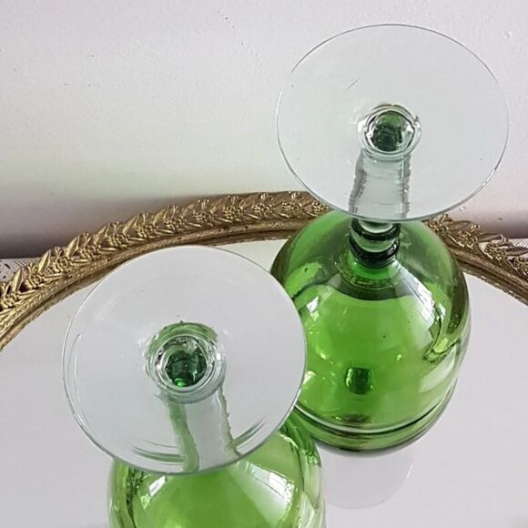 Set of 3 Green Blown Glass Wine Glasses 12 oz Green Glass Cup Clear Stem - Picture 9 of 9